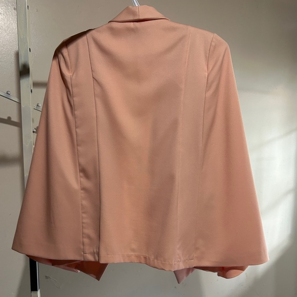 Peach cape blazer - Picture 9 of 9